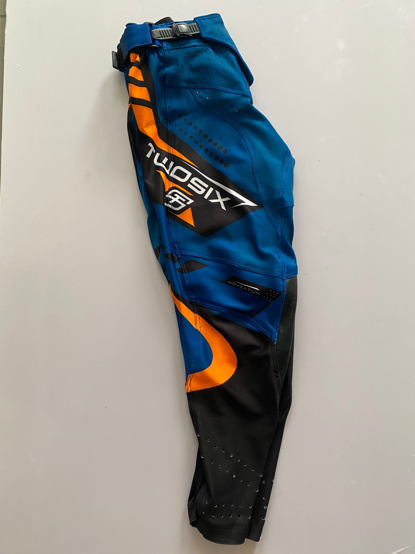 Momentum Series Pants